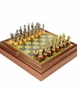 Jeu d'Échecs Napoléon - Échiquier en bois effet laiton avec rangement intégré & Pièces en métal