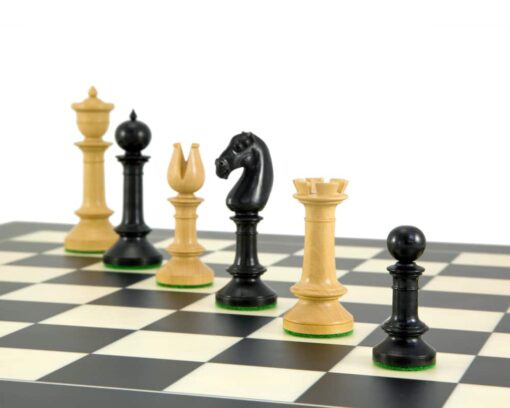 Jeu d'Échecs Nord Upright en Bois d'Ébène et Bois de Buis